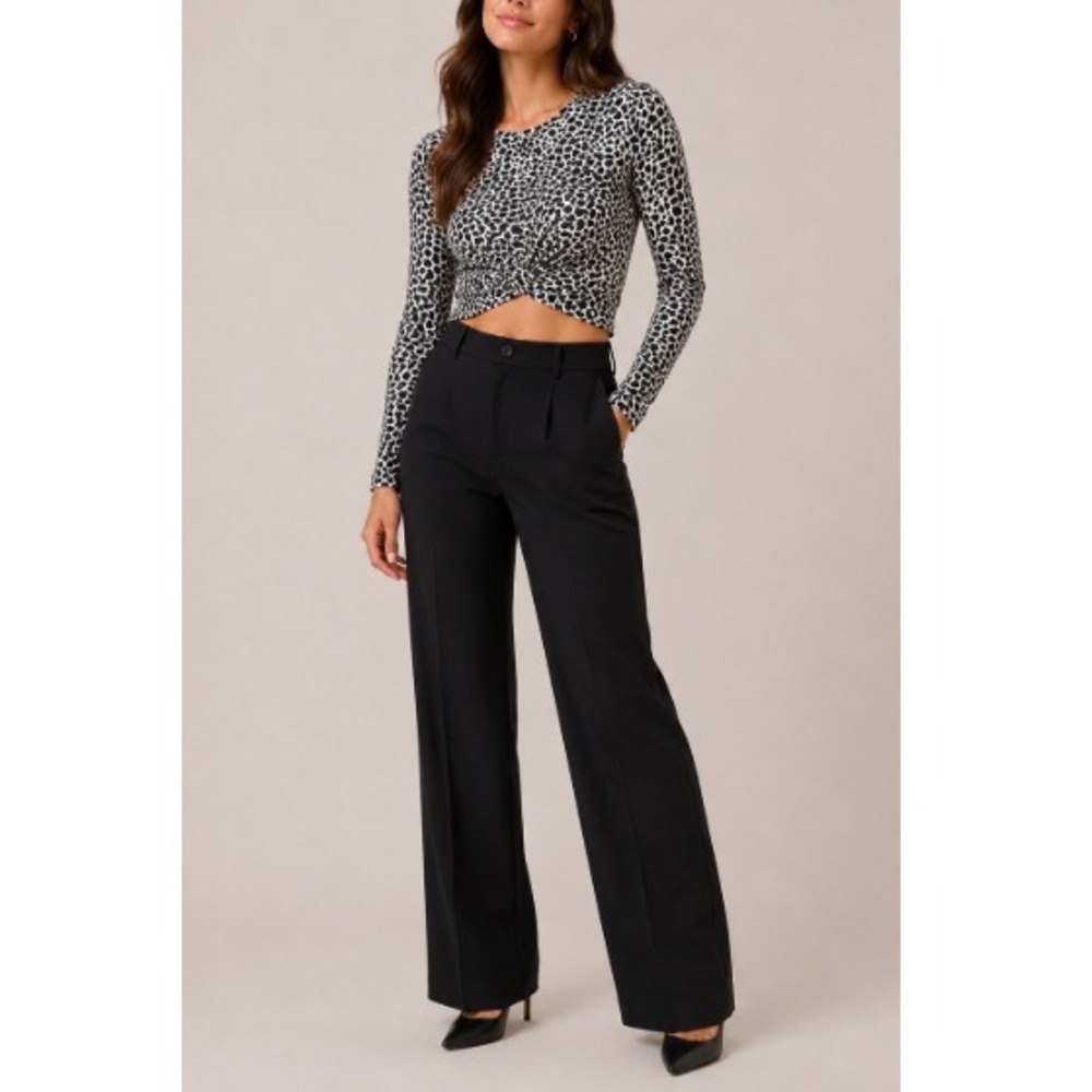 Canoan Women's Leopard Print Cropped Twist Brazilian Workout Top Size L NWT